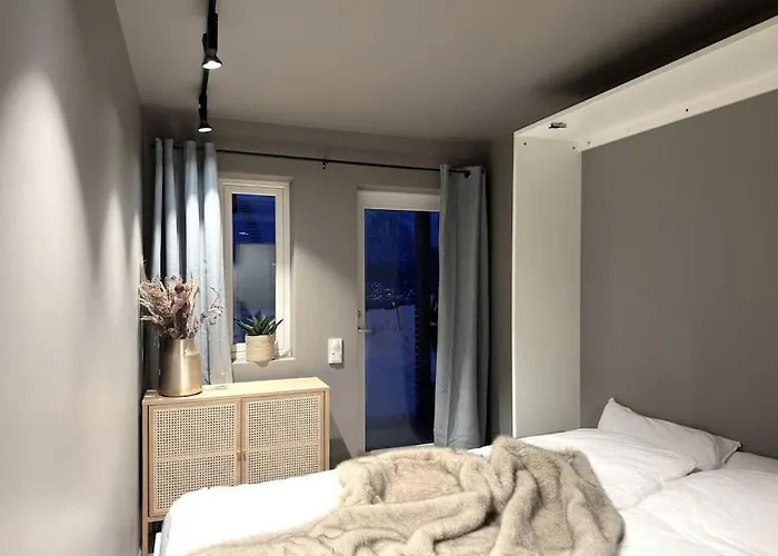 Staying, Apt. 2 טרומסה